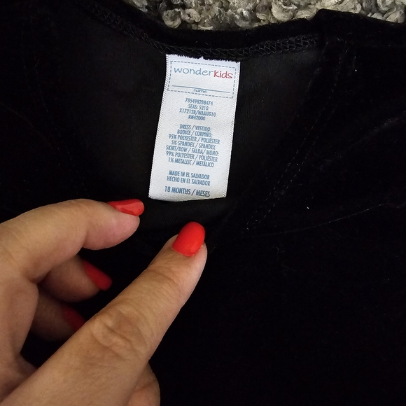 Girls Fancy Beautiful Holuday Christmas Dress Size 18months - Picture 3 of 3